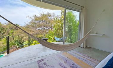 Casa en Sierra del Mar, entre la jungla, con alberca privada, vistas a las montañas. Un paraíso de tranquilidad y naturaleza