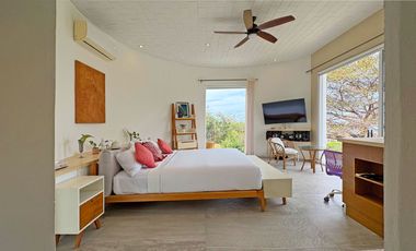 Casa en Sierra del Mar, entre la jungla, con alberca privada, vistas a las montañas. Un paraíso de tranquilidad y naturaleza