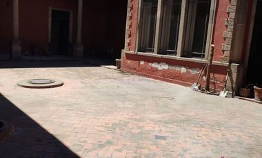 Casa en venta, en el Centro.