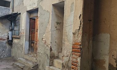 Casa en venta, en el Centro.