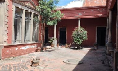 Casa en venta, en el Centro.