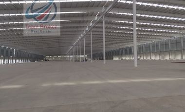 NAVE INDUSTRIAL DE 20,603 M2 en TEPOTZOTLAN Dentro de parque con seguridad. Andenes en cross Dock
