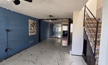 Casa EN RENTA en Cuautlancingo Fracc. con alberca