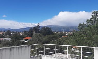 Renta Casa La Viña Alta Tumbaco