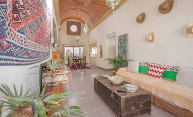 Casa Eve, en Zona Exclusiva