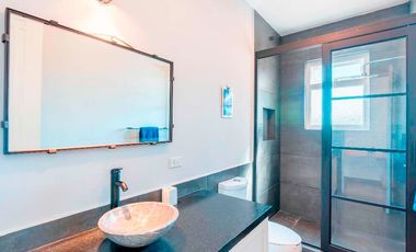 Casa Linda vista, con espacios versátiles y estilo único