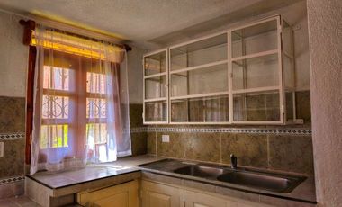 Casa Residencial La Luz con Jardín Exuberante