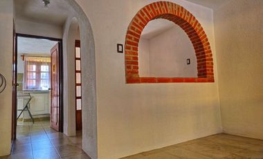 Casa Residencial La Luz con Jardín Exuberante