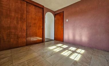 Casa Residencial La Luz con Jardín Exuberante