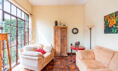 Joya de San Miguel: Casa Miramar, Colonial con Jardín Privado
