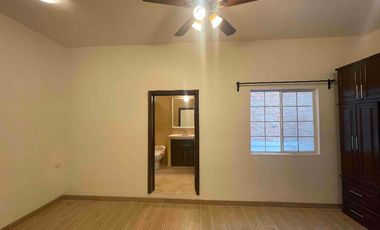 Casa Naranjos en Venta