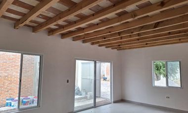 Casa Saltito de un Piso