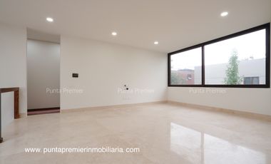 Reserva Real Casa de Lujo Venta Nueva Valle Real Zona Andares Puerta De Hierro