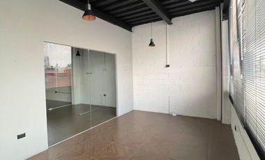 oficina en renta en plaza comercial  colonia La noria Via Atlixcayotl y circuito Juan Pablo II