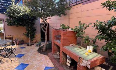 Venta de casa en Reñaca 4D / 3B / 9000UF