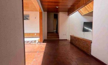 Venta de casa en Reñaca 4D / 3B / 9000UF