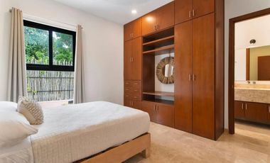 Moderno Townhouse de 3 Recámaras en la Mejor Zona de La Veleta