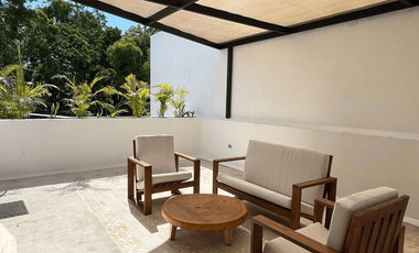 Moderno Townhouse de 3 Recámaras en la Mejor Zona de La Veleta