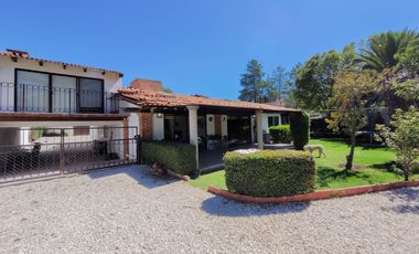 Casa en venta en Tequisquiapan, Fracc privado, Terreno 2,500 m2 ¡Solo para privilegiados!