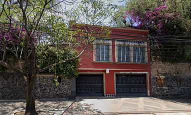 Casa en venta, a precio de REMATE en Tizapán San Ángel, CDMX ¡Compra directa con el Banco, no se aceptan créditos!