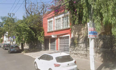Casa en venta, a precio de REMATE en Tizapán San Ángel, CDMX ¡Compra directa con el Banco, no se aceptan créditos!