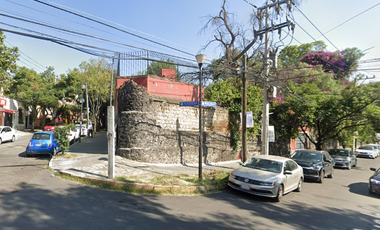 Casa en venta, a precio de REMATE en Tizapán San Ángel, CDMX ¡Compra directa con el Banco, no se aceptan créditos!