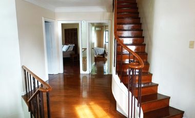 Luxury 6 Bedrooms House for Rent at Merville, Parañaque City