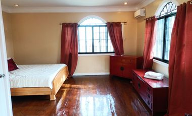 Luxury 6 Bedrooms House for Rent at Merville, Parañaque City