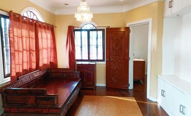 Luxury 6 Bedrooms House for Rent at Merville, Parañaque City