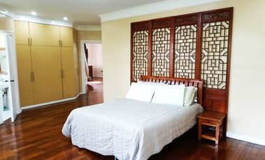 Luxury 6 Bedrooms House for Rent at Merville, Parañaque City