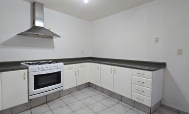 CASA EN VENTA EN SLP, COL TEQUIS