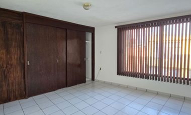 CASA EN VENTA EN SLP, COL TEQUIS