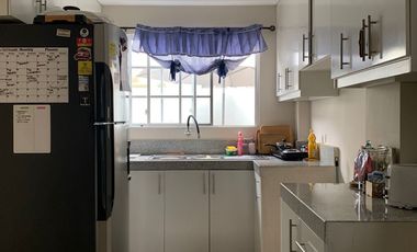 En Alquiler: Casa de 3 Dormitorios en Casa Laguna