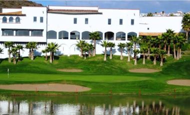 EXPECTACULAR TERRENO CON VISTA AL MAR EN GOLF RESORT 