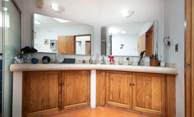 RESIDENCIA EN CLUB DE GOLF LA HACIENDA DE LEON CON HERMOISA VISTA AL CAMPO