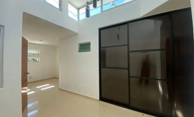 Casa en venta parque de la castellana cuarto de servicio Zapopan Jalisco