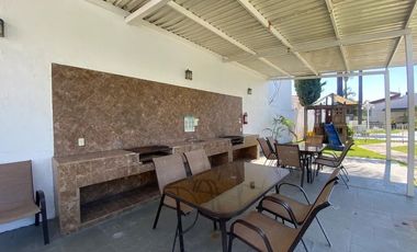 Casa en venta parque de la castellana cuarto de servicio Zapopan Jalisco