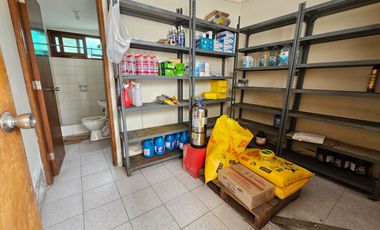 CASA -TERRENO EN CHORRILLOS