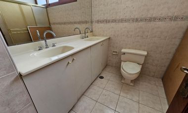 CASA -TERRENO EN CHORRILLOS