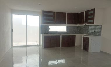 Casa con 3 Habitaciones y Terraza a la venta en Solares Banthi