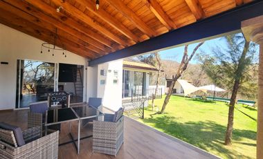 Hermosa Casa Paraíso en Renta con Alberca Ubicada en Fracc. Ixtapan de La Sal.