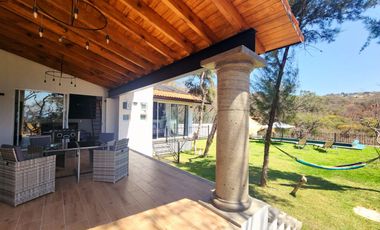 Hermosa Casa Paraíso en Renta con Alberca Ubicada en Fracc. Ixtapan de La Sal.