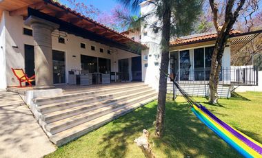 Hermosa Casa Paraíso en Renta con Alberca Ubicada en Fracc. Ixtapan de La Sal.