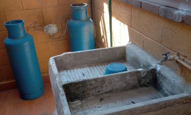 $1,200,000 TRES RECÁMARAS Y TRES BAÑOS COMPLETOS Y ALBERCA LAS GARZAS, TEZOYUCA, EMILIANO ZAPATA MORELOS