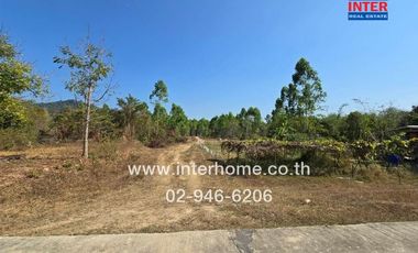 Vacant land 40 rai 49.9 sq.w. Vacant land near Nong Saeng School, near Nong Saeng School, Talat Road, Rural Highway 3239, Pak Phli, Nakhon Nayok
