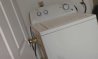 Rento departamento amueblado basico de  4 recamaras 2 baños cochera 2 autos en zona Angelópolis $16,000