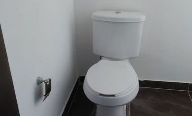 Rento departamento amueblado basico de  4 recamaras 2 baños cochera 2 autos en zona Angelópolis $16,000