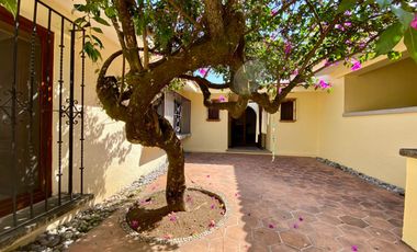 Casa en Venta en Palmira, Cuernavaca