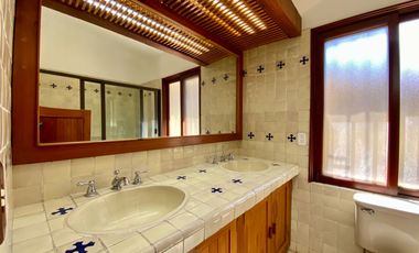 Casa en Venta en Palmira, Cuernavaca