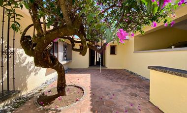 Casa en Venta en Palmira, Cuernavaca